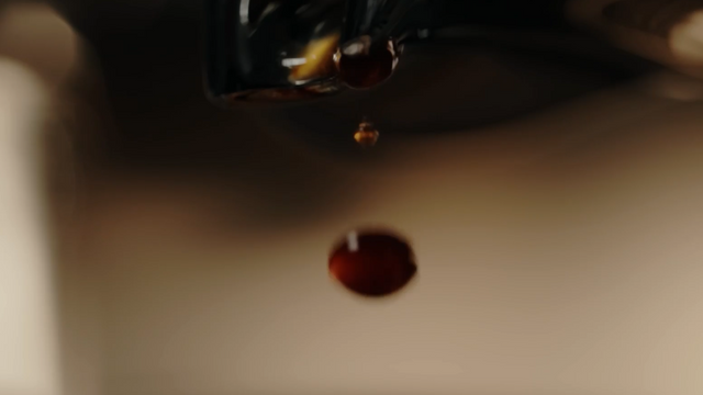 400 mg Koffein, sechs Stunden vor dem Bett. Eine Stunde Schlaf weg.